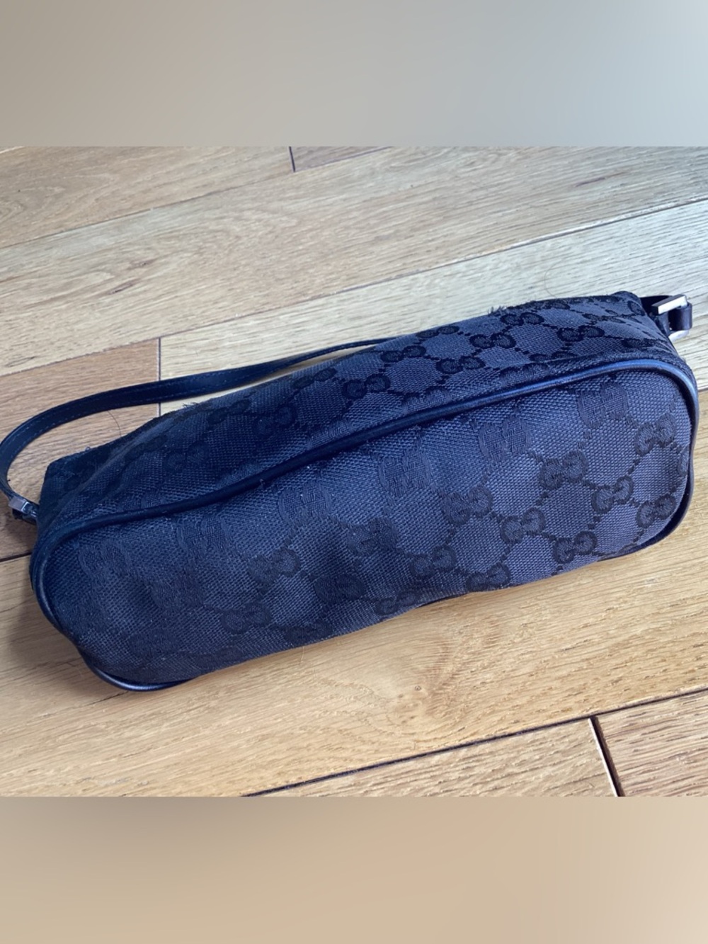Gucci monogram boat pochette black bag - Picture 8 of 10